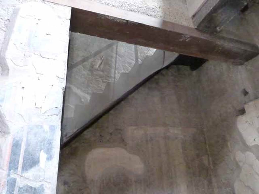 V.1 Herculaneum. May 2010. Room 8, stairs to upper floor, against north wall.